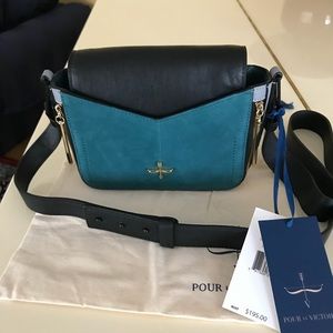 POUR LA VICTOIRE Purse